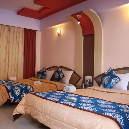 ماهاباليشوار Hotel Sai Regency المظهر الخارجي الصورة