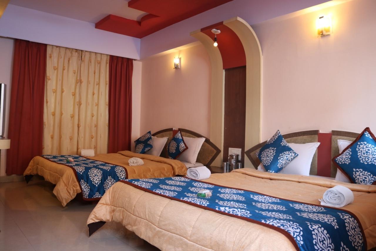 ماهاباليشوار Hotel Sai Regency المظهر الخارجي الصورة